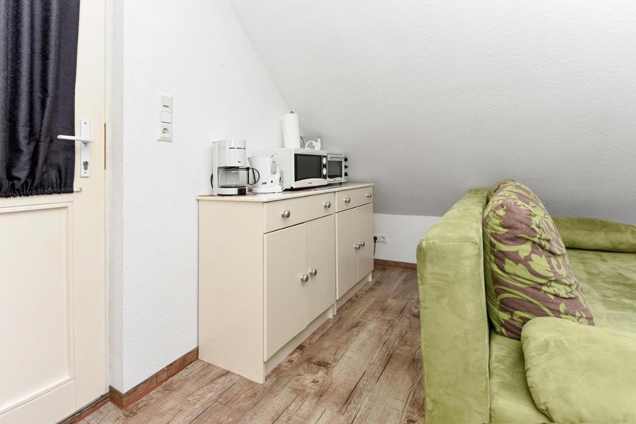 Ferienwohnungen Im Haus Friesische Weite Schillig Exterior photo